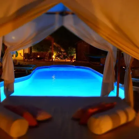 Private Pool Garden Bbq 5' Sea Nauplia