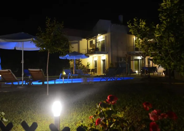 Private Pool Garden Bbq 5' Sea Βίλα