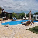Private Pool Garden Bbq 5' Sea 빌라