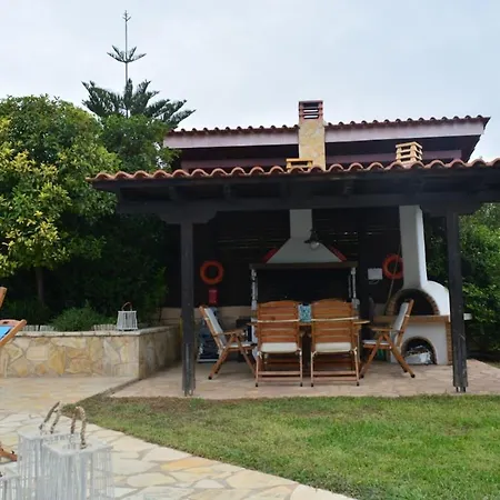 Private Pool Garden Bbq 5' Sea *