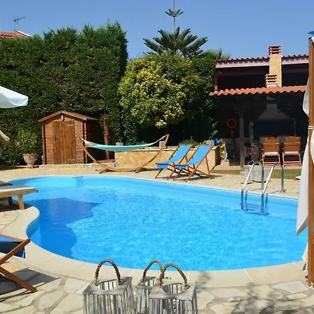Βίλα Private Pool Garden Bbq 5' Sea
