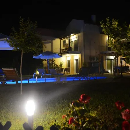 Private Pool Garden Bbq 5' Sea Βίλα