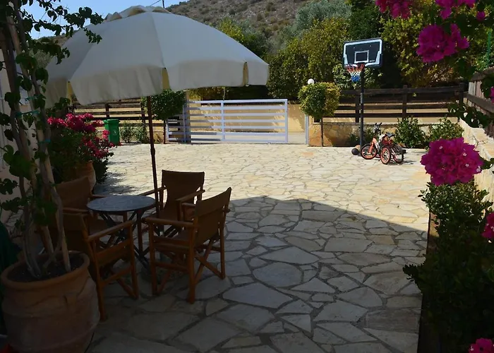 Private Pool Garden Bbq 5' Sea Nauplie